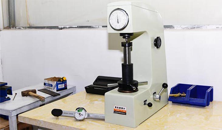 洛式硬度测试机